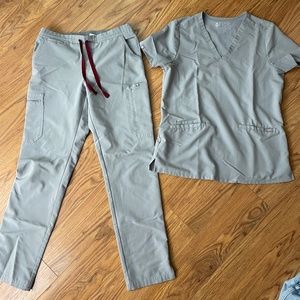 Figs Women's Small Gray Scrubs